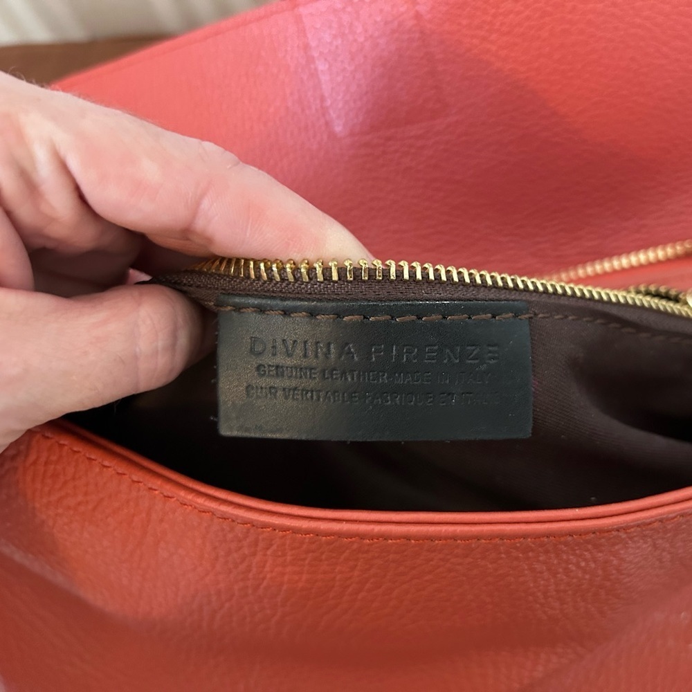 Divina Firenze Italy 100% Pebbled Lea Crossbody Bag Coral Orange Italian Flap - Picture 5 of 10